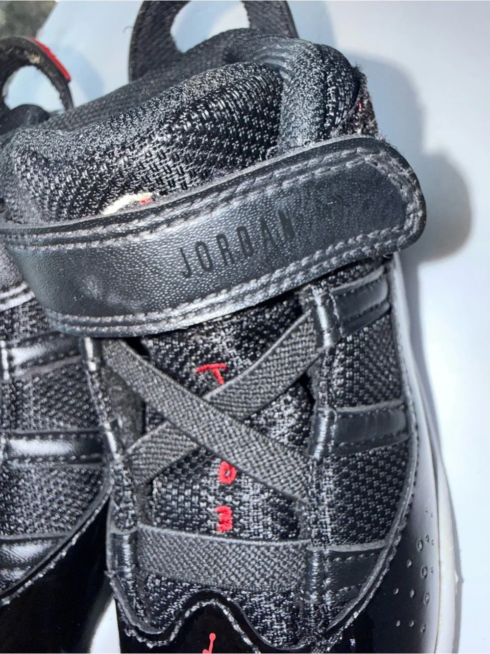 Jordan Kids Black and Red Low-Top Sneakers